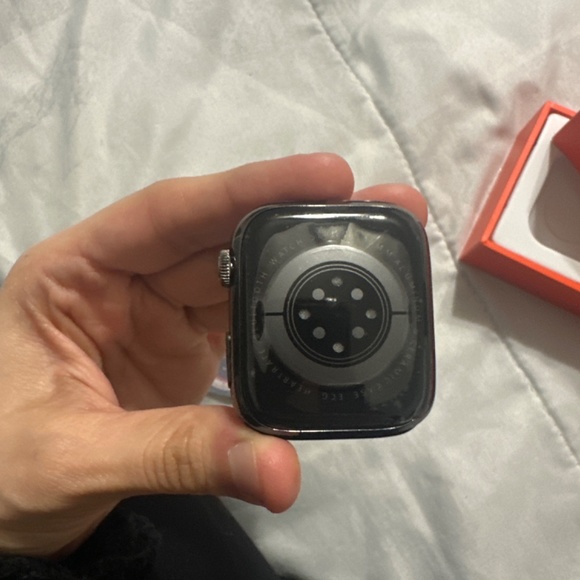 Watch 8 - Picture 4 of 6